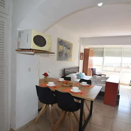 Rnet - 600 Isla De 7-19 Apartment *